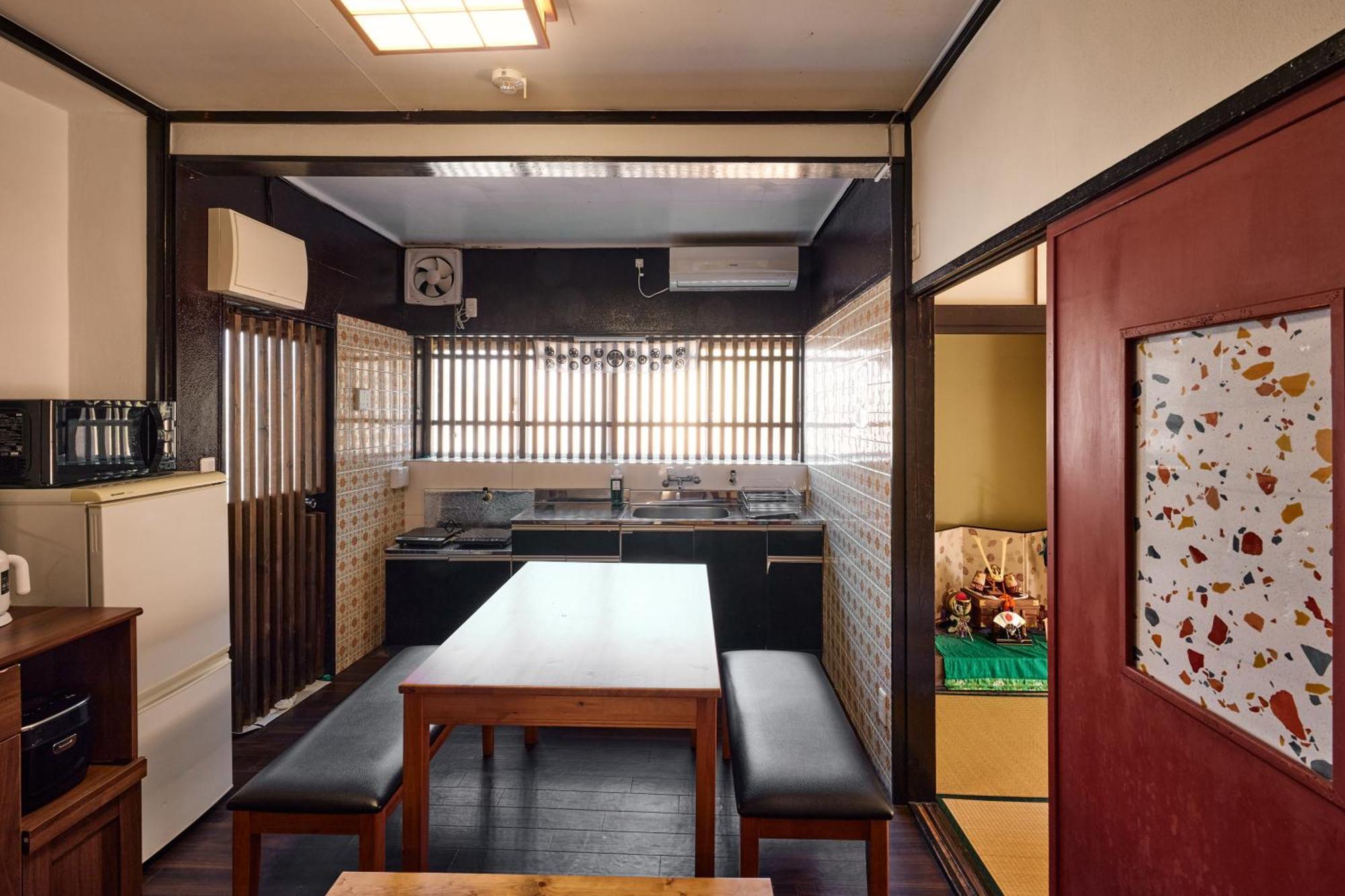 Villa Hakone Kabuto 古民家旅館 150平米 バス停迄一分 準天然温泉 最大12名 Екстериор снимка